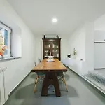 Apartamento Quinta Biológica, Com Vista, Na Serra De Sintra